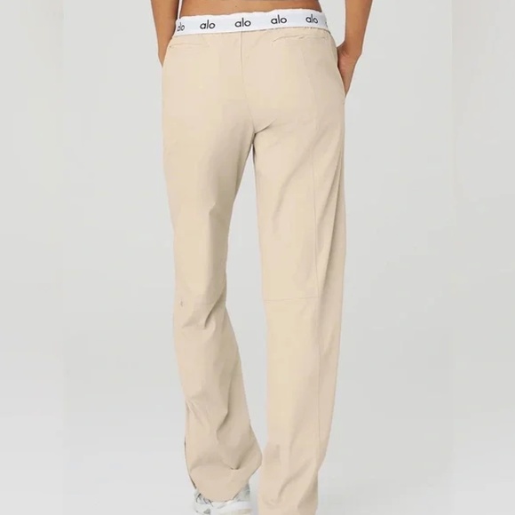 ALO YOGA  Flip It Trouser Macadamia - S - Picture 2 of 6